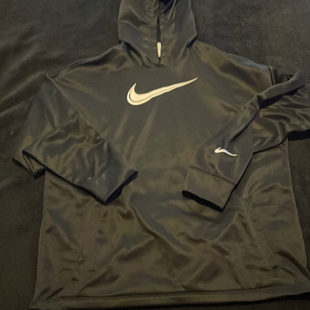 Nike. Therma fit hoodie xl